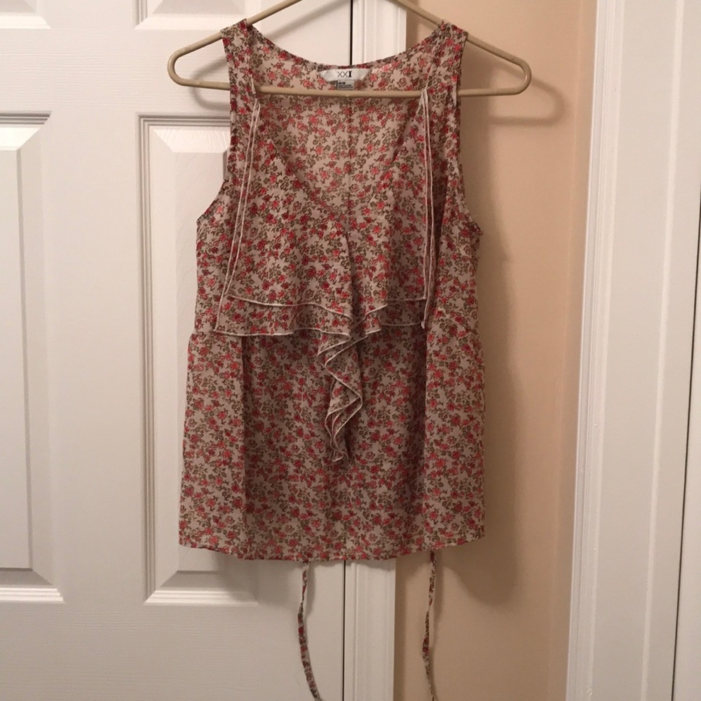 Floral tank top!
